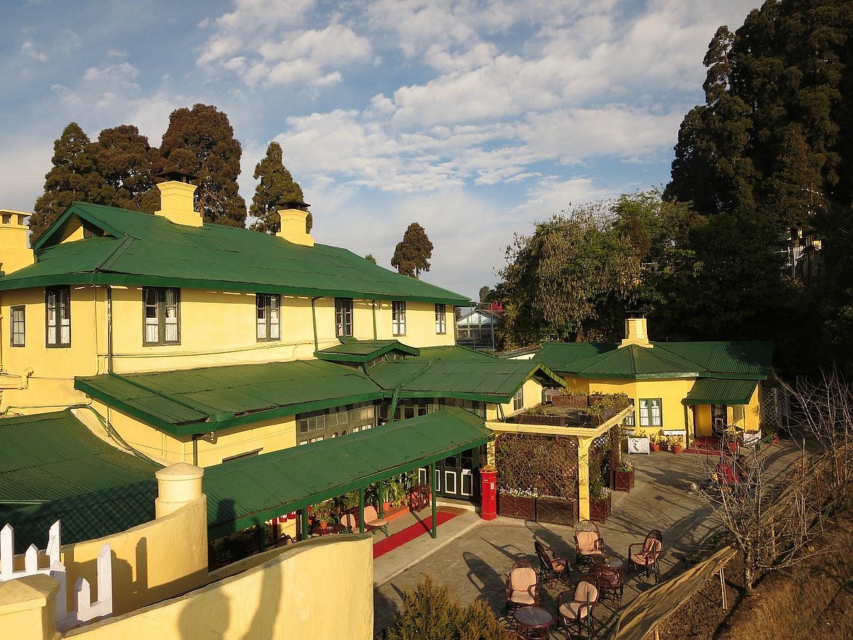 marrack : Swap a conventional hotel stay for royal estates, colonial landmarks and centuries-old stories this Durga Puja