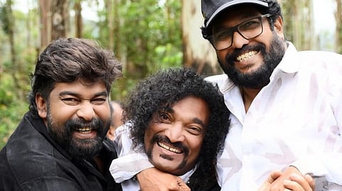 ജോജു ജോർജും ഷാജി കൈലാസും ആക്ഷൻ കൊറിയോ​ഗ്രഫർ സ്റ്റണ്ട് സിൽവയ്ക്കൊപ്പം