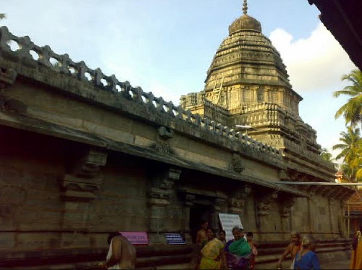ಮೇಲುಕೋಟೆ ದೇಗುಲಕ್ಕೆ ಸಮಿತಿ: ಸರ್ಕಾರಕ್ಕೆ ನೋಟಿಸ್