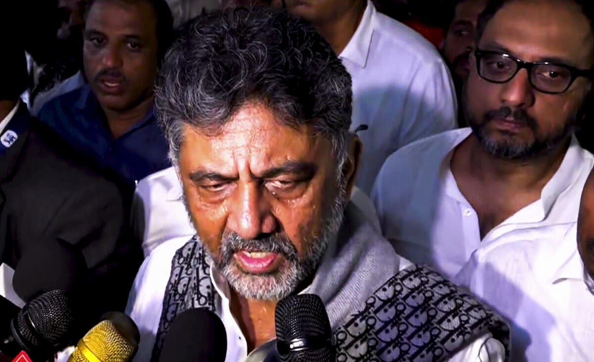 ಸಚಿವ ಸತೀಶ ಜಾರಕಿಹೊಳಿ ಮೇಲಿನ ಇ.ಡಿ ದಾಳಿ ರಾಜಕೀಯ ಪ್ರೇರಿತ: ಡಿ.ಕೆ. ಶಿವಕುಮಾರ್