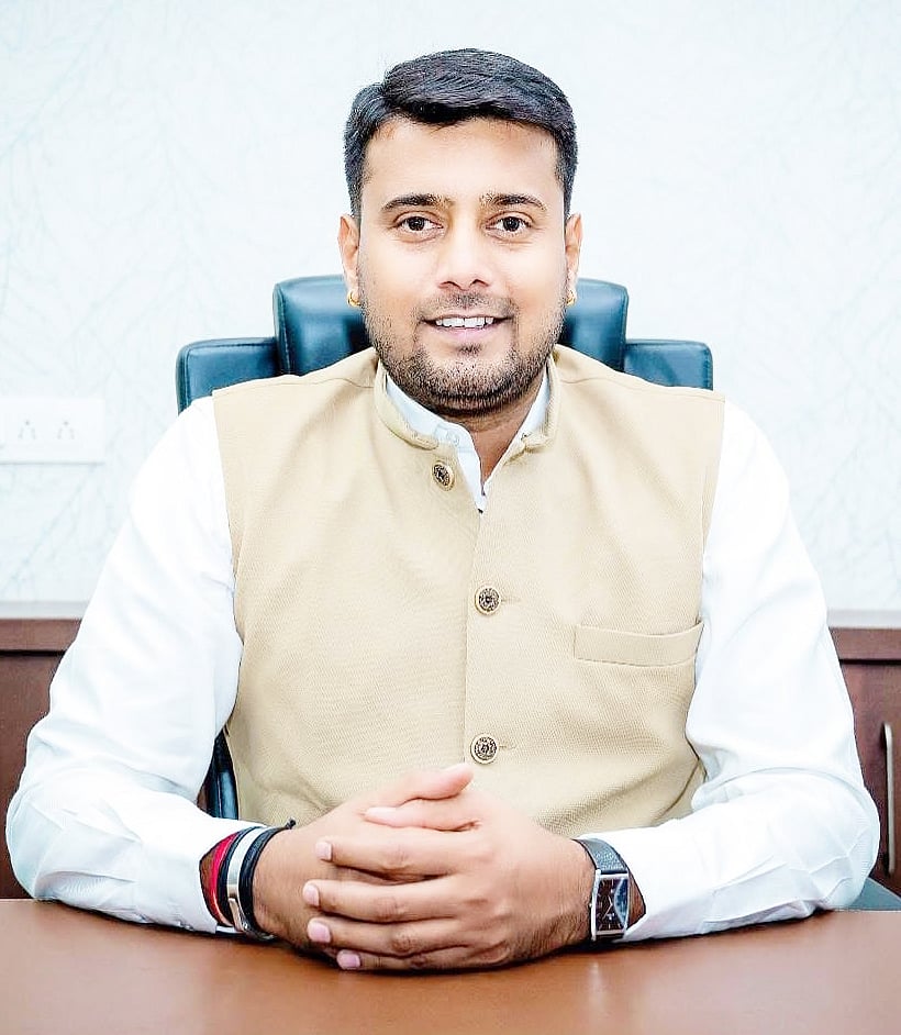 ಗೌರಿಬಿದನೂರು ಪದವೀಧರ ಕ್ಷೇತ್ರದ ಭರವಸೆ ಈಡೇರಿಕೆ: ಶಶಿ ಹುಲಿಕುಂಟೆ ಮಠ್
