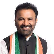 ಸಿದ್ದರಾಮಯ್ಯ ಆಪ್ತ ಸಂತೋಷ್ ಲಾಡ್ಗೆ ಮತ್ತೆ ಒಲಿದ ಸಚಿವ ಸ್ಥಾನ