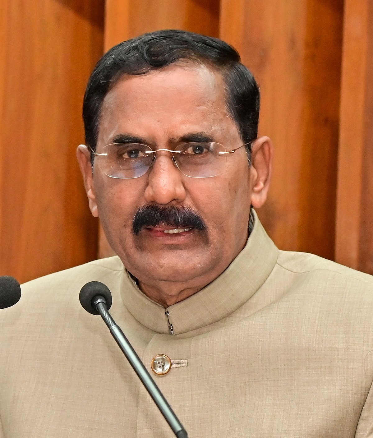 ಸಾವಿರ ಎಕರೆ ಸರ್ಕಾರಿ ಭೂ ಕಬಳಿಕೆ