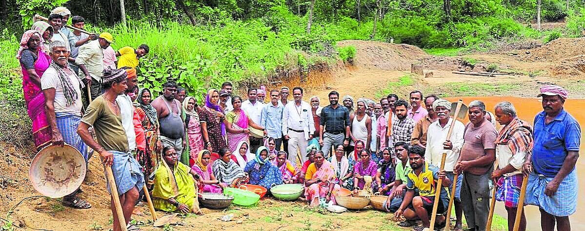 ಮುಂಡಗೋಡ: ವಿವಿಧ ಗ್ರಾ. ಪಂ.ಗಳಿಗೆ ಸಿಇಒ ಭೇಟಿ