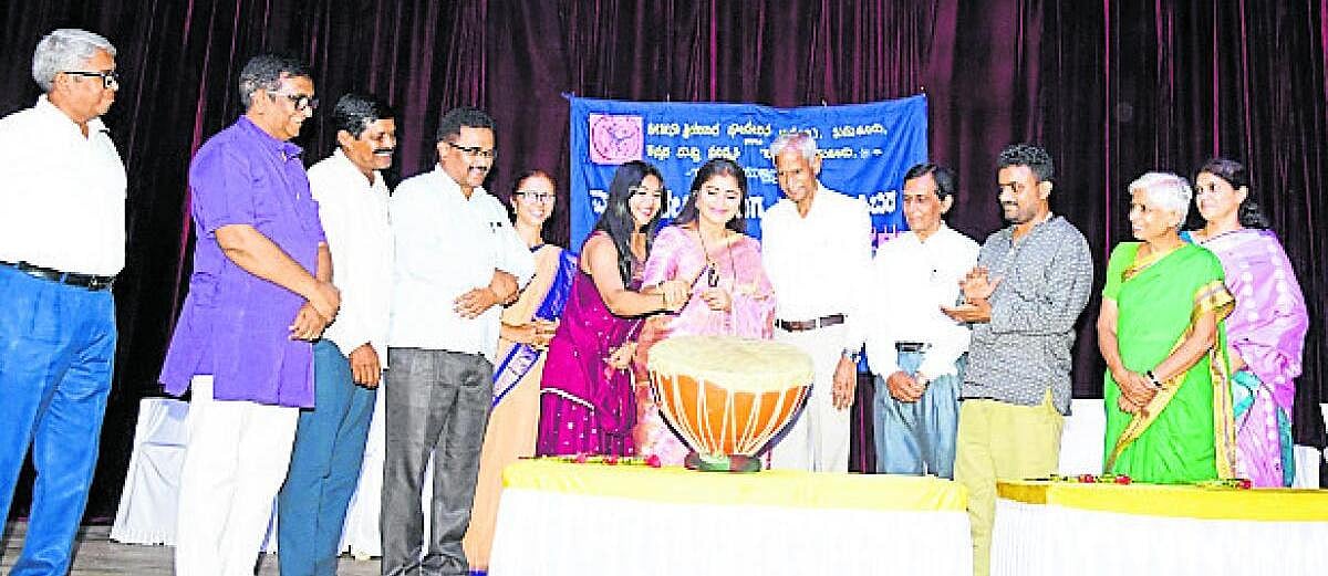 ‘ಕಾಕನ ಕೋಟೆ’ ನಾಟಕ ಪ್ರದರ್ಶನ