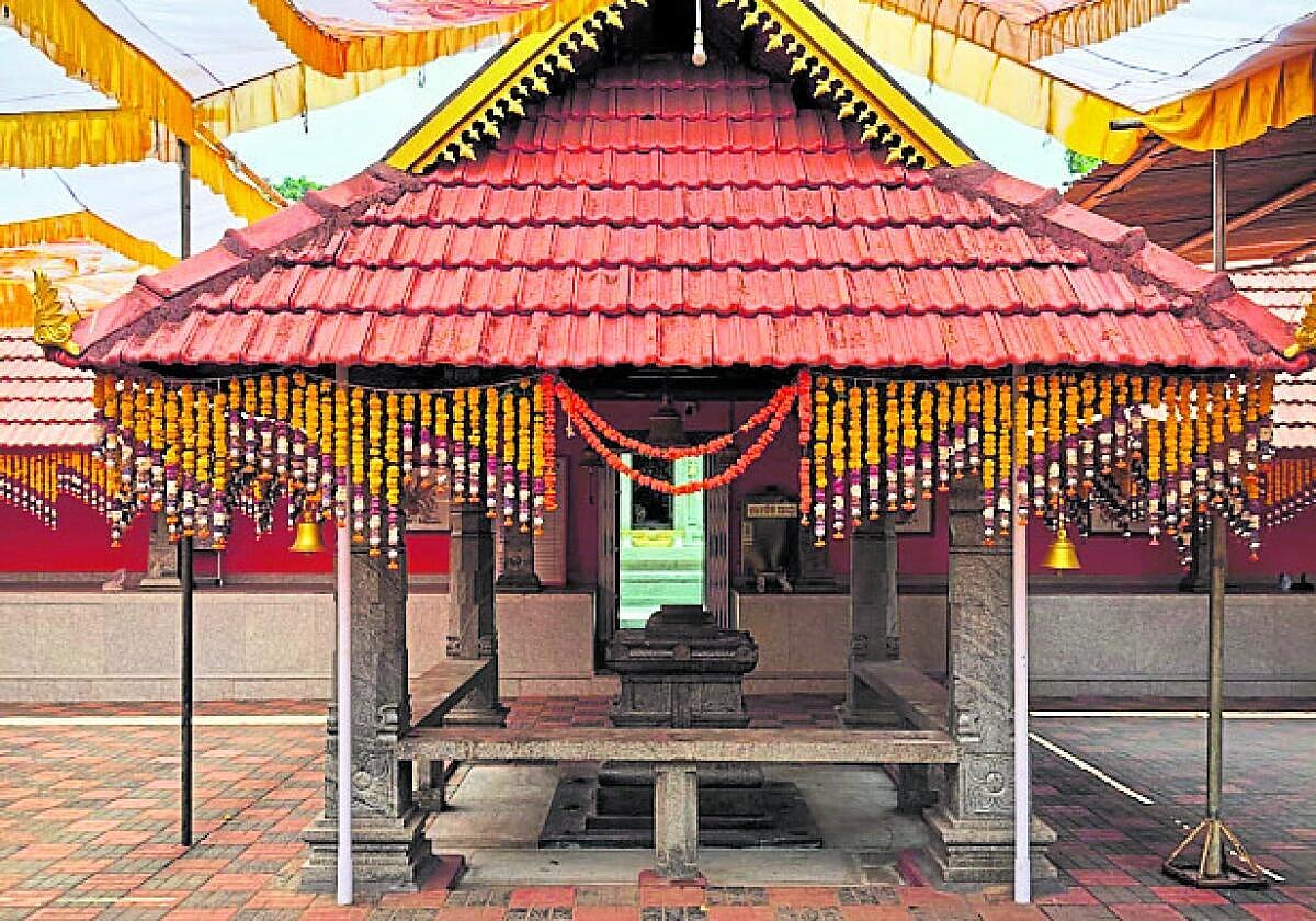 ಬಲ್ಲಮಾವಟಿ ಕೇಕ್ ಭಗವತಿ ದೇವಾಲಯ