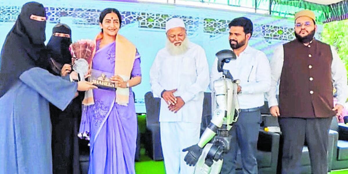 ಎಐ ರಸಪ್ರಶ್ನೆಯಲ್ಲಿ ಗುರುಕುಲ ಪ್ರಥಮ