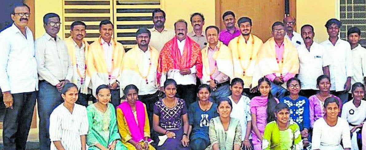 ಬೇಸಿಗೆ ತರಬೇತಿ ಶಿಬಿರ ಸಮಾರೋಪ