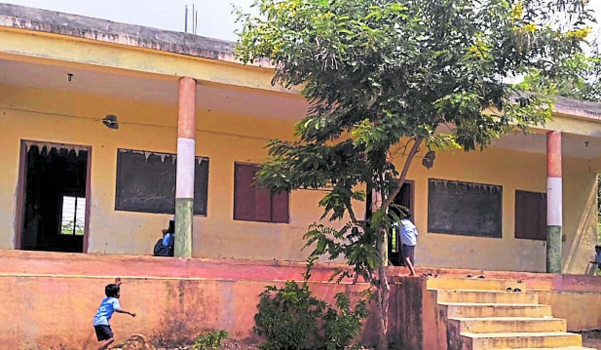 ವಿದ್ಯಾರ್ಥಿ ಹೆಸರಿನಲ್ಲಿ ₹2 ಸಾವಿರ ಠೇವಣಿ
