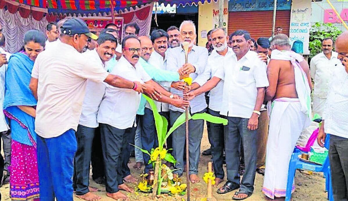 ಮೂಲಸೌಕರ್ಯ ಕಾಮಗಾರಿಗೆ ಚಾಲನೆ