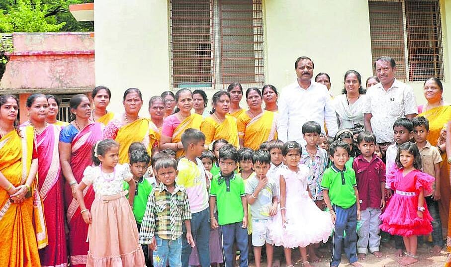 ಇಡಗೂರು: ಅಂಗನವಾಡಿ ಉದ್ಘಾಟನೆ