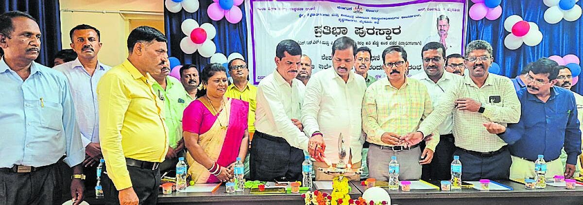ಅಗ್ರ ಸ್ಥಾನಕ್ಕೆ ಈಗಿನಿಂದಲೇ ಪ್ರಯತ್ನಿಸಲು ಸಲಹೆ