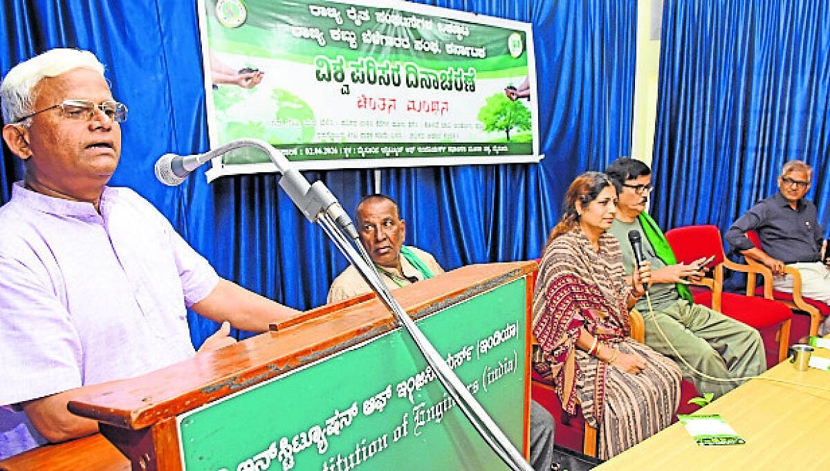 ರೈತರು ಕಾರ್ಪೋರೇಟ್ ಕಂಪನಿ ಗುಲಾಮರಾಗದಿರಿ: ಡಾ.ಖಾದರ್ ವಲ್ಲಿ