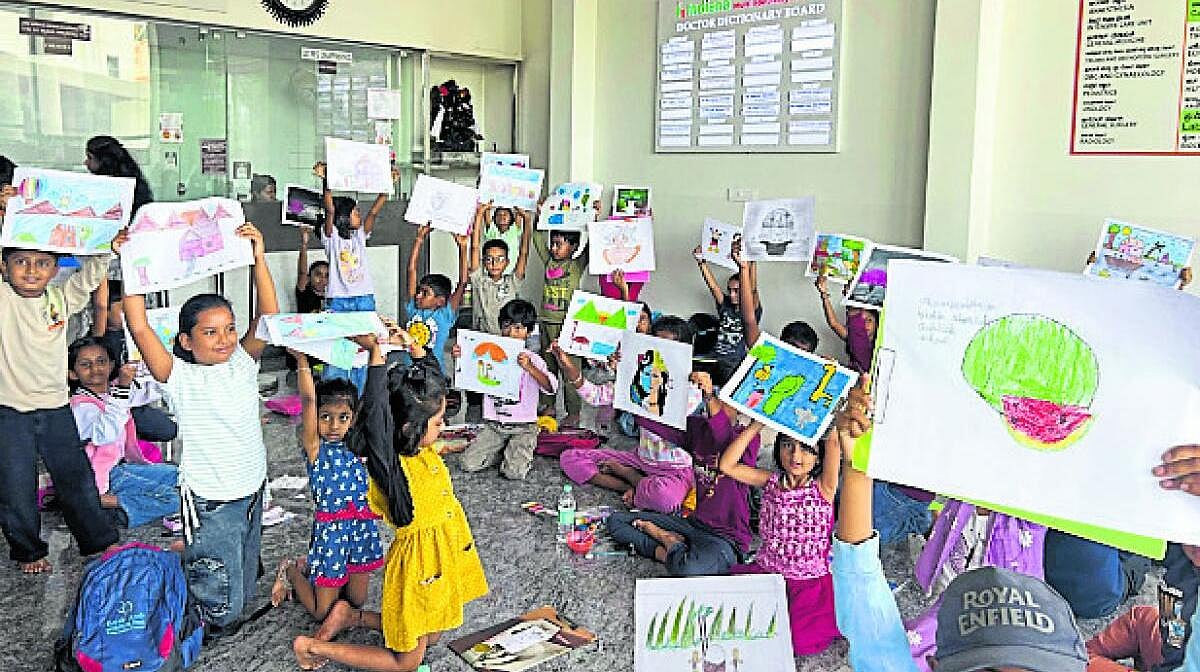 ಮಕ್ಕಳ ಬುದ್ಧಿ ಕೌಶಲಕ್ಕೆ ಇಂಡಿಯಾನ ಆಸ್ಪತ್ರೆಯಲ್ಲಿ ಚಿತ್ರ ಸ್ಪರ್ಧೆ