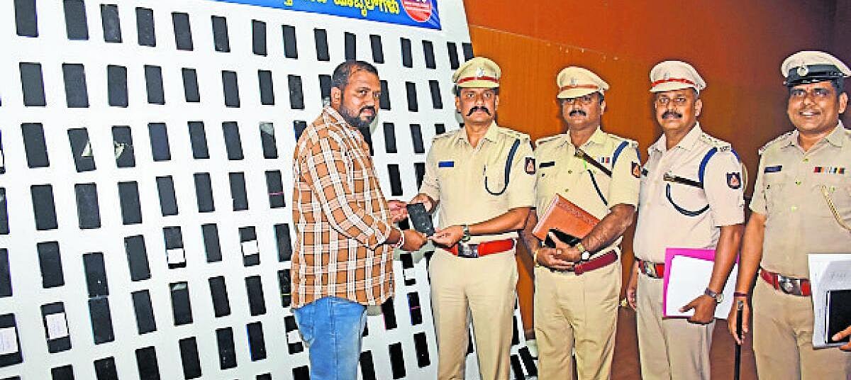 ಸಿಇಐಆರ್ ಪೋರ್ಟಲ್ ದೂರು ಆಧರಿಸಿ 173 ಮೊಬೈಲ್ ಫೋನ್ ಪತ್ತೆ