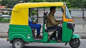 ಆಟೊ ಪ್ರಯಾಣ ದರ ಏರಿಕೆ, ರಸ್ತೆ ವಿಸ್ತರಣೆಗೆ ಆಗ್ರಹ