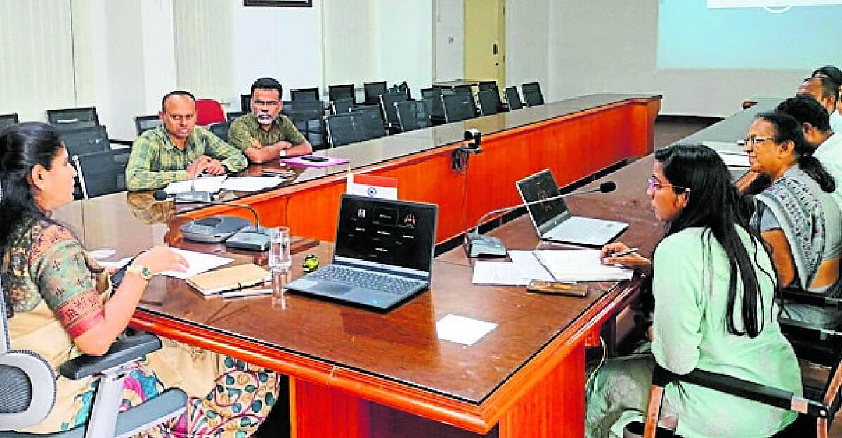 ಬೆಟ್ಟದ ಗ್ರಾಮಗಳಿಗೆ ಆರೋಗ್ಯ ಸೇವೆ: ಜಿಲ್ಲಾಧಿಕಾರಿ ಶ್ರೀರೂಪಾ