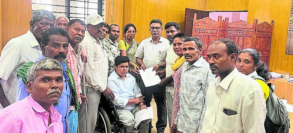 ವಿಶೇಷ ಶೌಚಾಲಯ ಕಲ್ಪಿಸಿ, ರ್ಯಾಂಪ್ ಒದಗಿಸಿ: ಡಿಸಿ ಡಾ.ಎನ್.ಭಾಸ್ಕರ್ಗೆ ಮನವೊ