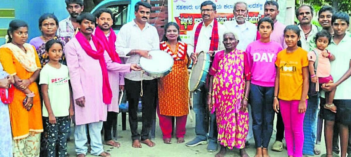 ಒಡೆಯರ್ ದೊರೆಗಳು ಅನ್ನದಾತರು: ದಲಿತ ಸಾಹಿತ್ಯ ಪರಿಷತ್ ಜಿಲ್ಲಾ ಘಟಕದ ಅಧ್ಯಕ್ಷ