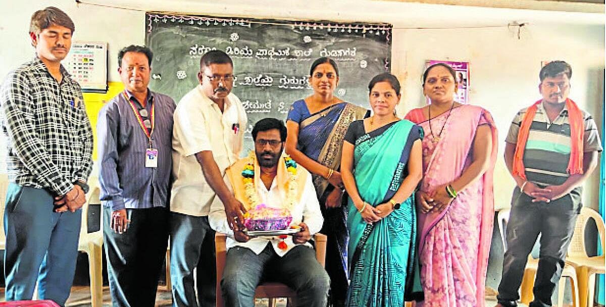 ಶಿಕ್ಷಕ ವೃತ್ತಿ ಅತ್ಯಂತ ಪವಿತ್ರವಾದದ್ದು: ಶಿಕ್ಷಕಿ ಎಸ್.ಡಿ.ದೊಡ್ಡಬಸನಗೌಡ್ರ