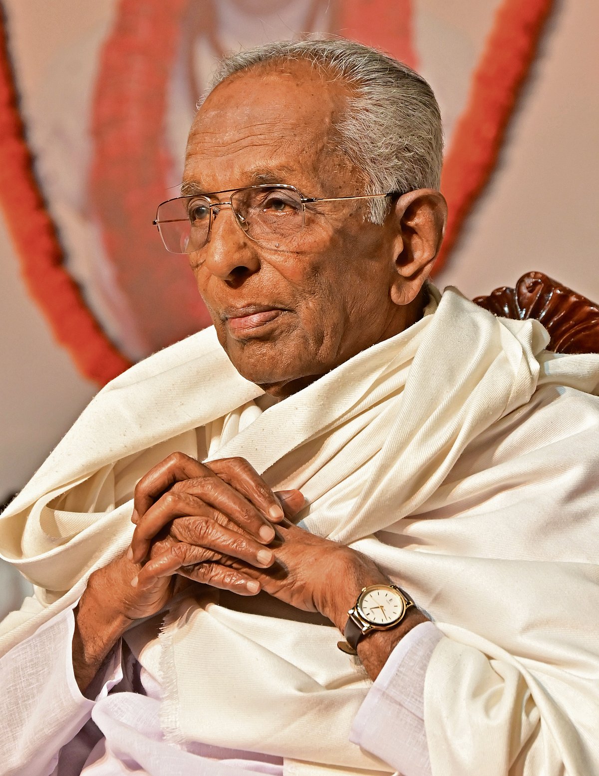 ಲಿಂಗಾಯತ ಧರ್ಮ ಸ್ವತಂತ್ರ ಧರ್ಮವಾಗಬೇಕು: ಸಾಹಿತಿ ಗೊ.ರು.ಚನ್ನಬಸಪ್ಪ