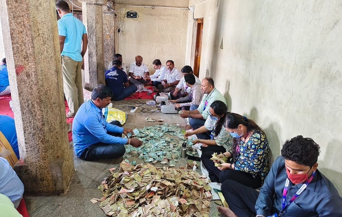 ಮೇಲುಕೋಟೆ: ಯೋಗಾನರಸಿಂಹಸ್ವಾಮಿ ಬೆಟ್ಟದ ದೇಗುಲದ ಹುಂಡಿಯಲ್ಲಿ ₹17 ಲಕ್ಷ ಸಂಗ್ರಹ