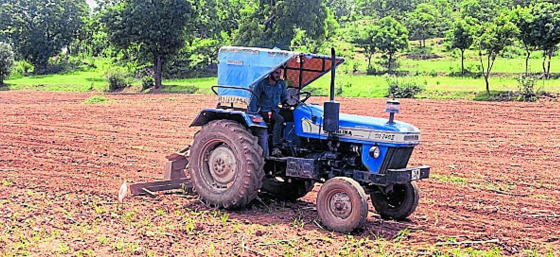 ಕರುನಾಡಿಗೆ ಬರ: ಮುಂಗಾರು ಕೊರತೆ ನಿರ್ವಹಣೆಗೆ ಯಾವ ಬೆಳೆ, ತಳಿ ಸೂಕ್ತ?
