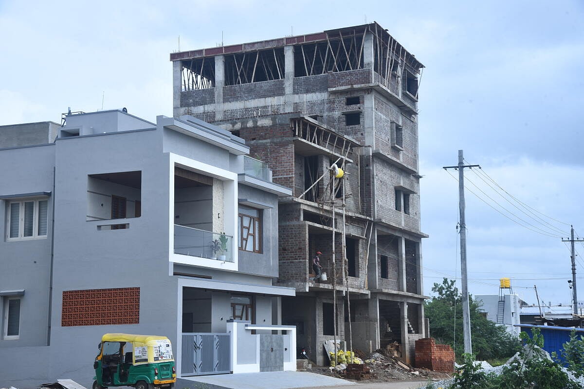 ಮನೆ ಕಟ್ಟಲು ಇದು ಸಕಾಲ...