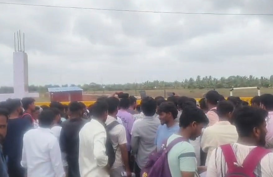 ಪೊಲೀಸ್ ಕಾನ್ಸ್‌ಟೆಬಲ್ ಪರೀಕ್ಷೆ: OMR ಸೀಟ್‌ನಲ್ಲಿ ವ್ಯತ್ಯಾಸ, ಪ್ರತಿಭಟನೆ