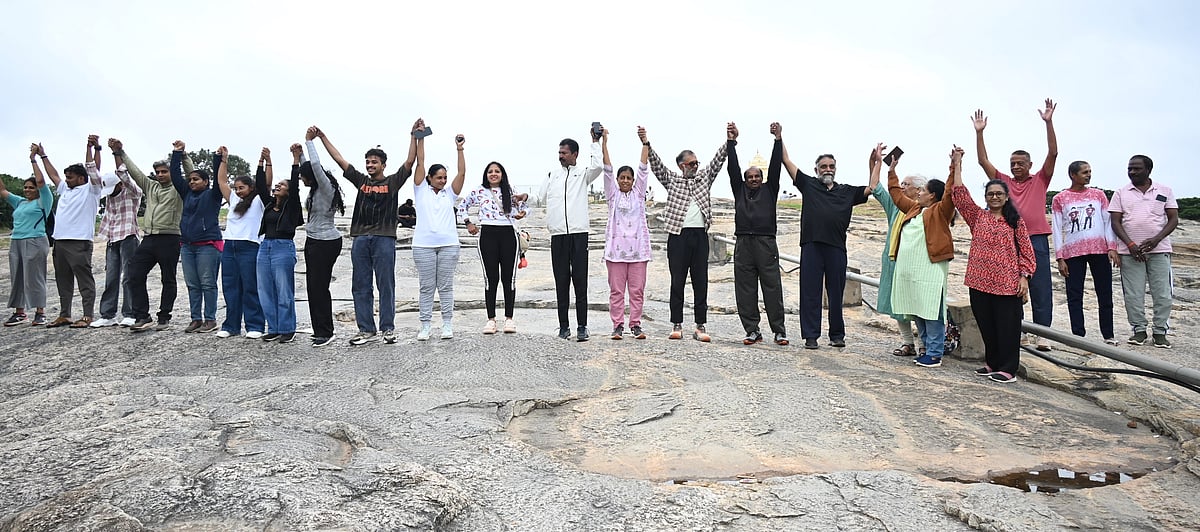 ಲಾಲ್ ಬಾಗ್ ಬಂಡೆ ಕೊರೆದು ಸುರಂಗ ಮಾಡುವ ಅಗತ್ಯವಿಲ್ಲ: ಸರ್ಕಾರಕ್ಕೆ ವಾಕರ್ಸ್ ಮನವಿ