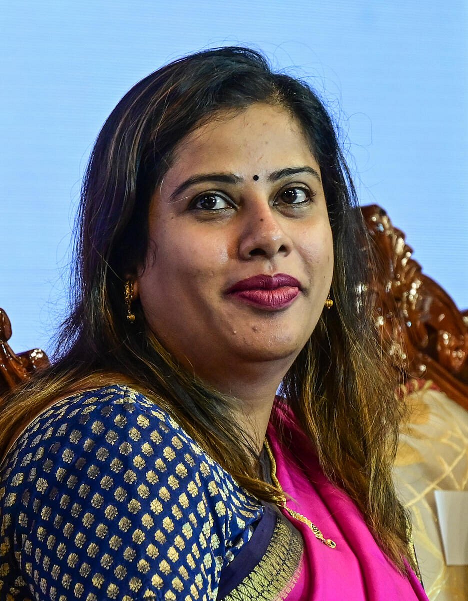 IAS Transfer: ಮತ್ತೆ 6 ಐಎಎಸ್ ಅಧಿಕಾರಿಗಳ ವರ್ಗ, ಮಂಜುಶ್ರೀಗೆ ಹೊಸ ಹುದ್ದೆ