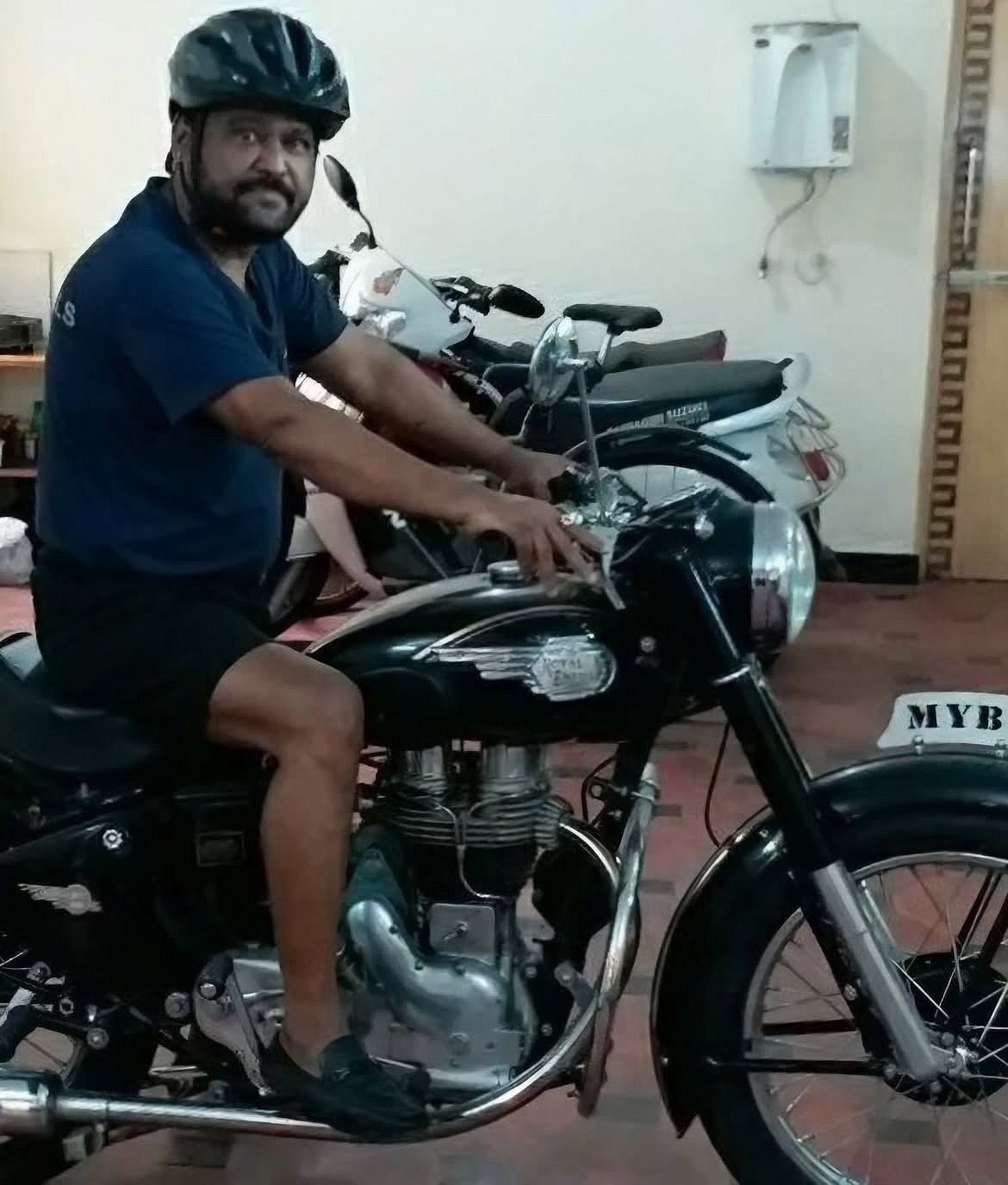 ನನ್ನ ಕನಸಿನ ಬಂಡಿ... ನಾಲ್ಕು ತಲೆಮಾರಿನ ಬುಲೆಟ್ ನೆನಪು ಹಂಚಿಕೊಂಡ ನಟ ಜಗ್ಗೇಶ್