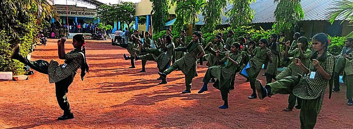 ಕರಾಟೆ ಶಿಕ್ಷಕರಿಗೆ ಅಲ್ಪ ಸಂಭಾವನೆ, ಸಂಕಷ್ಟಕ್ಕೆ ಸಿಲುಕಿದ ಶಿಕ್ಷಕರು