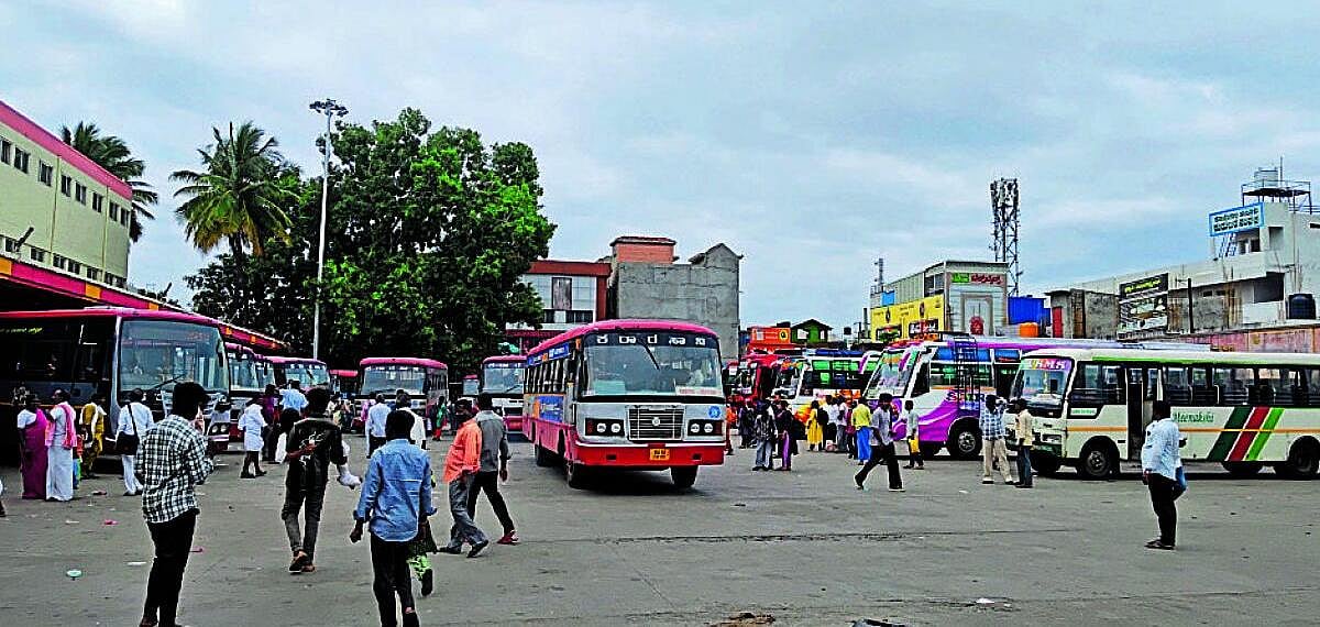 ಕೊಳ್ಳೇಗಾಲ: ಮೊಬೈಲ್‌ ಫೋನ್ ಕಳ್ಳರ ಹಾವಳಿ ಹೆಚ್ಚಳ