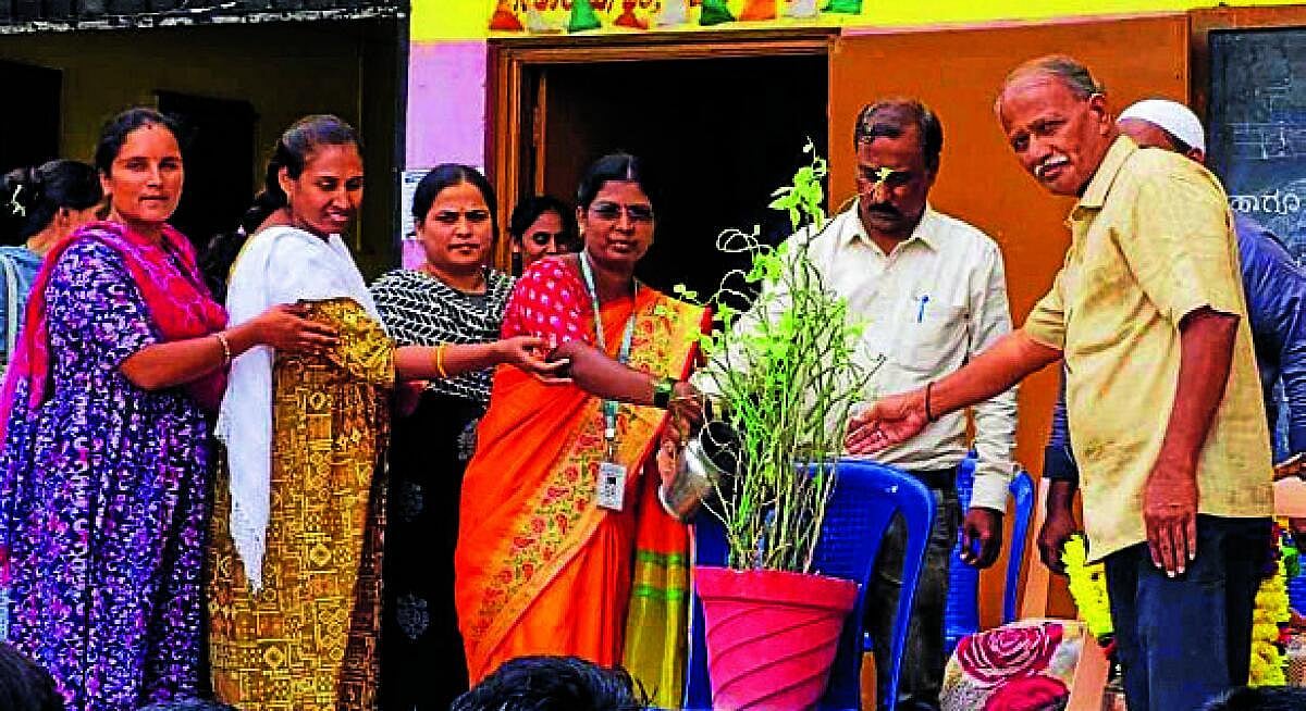 ಮಕ್ಕಳಲ್ಲಿ ದುಶ್ಚಟ ತಡೆಯಲು ಸ್ವಾಸ್ಥ್ಯ ಸಂಕಲ್ಪ ಜಾಗೃತಿ ಕಾರ್ಯಕ್ರಮ