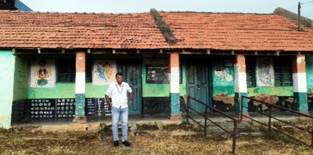 ಮೂರು ಮಕ್ಕಳಿದ್ದ ಶಾಲೆಯಲ್ಲೀಗ 34 ಚಿಣ್ಣರು: ಸರ್ಕಾರಿ ಶಾಲೆ ಉಳಿಸಿದ ಶಿಕ್ಷಕ