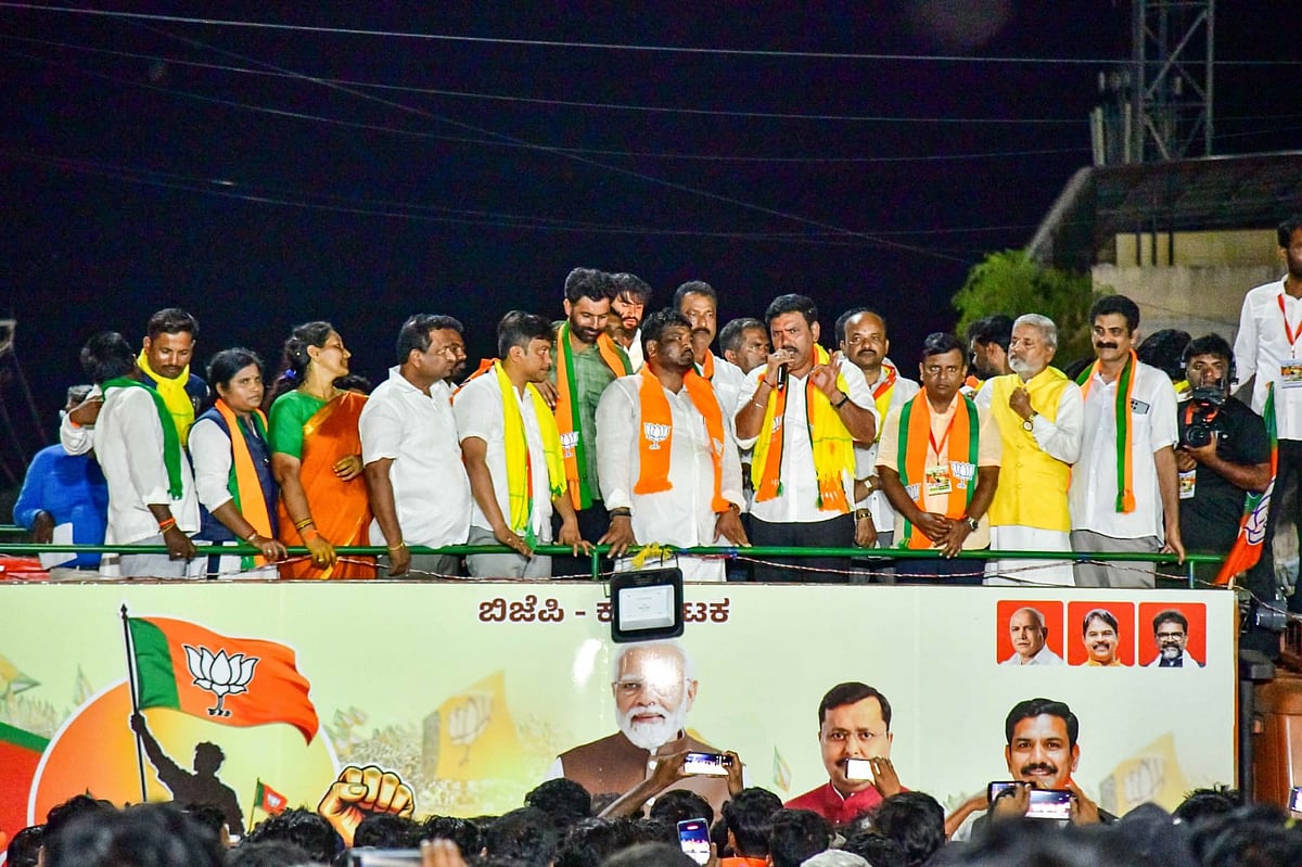 ಕೊಪ್ಪಳ: ಒಂದೆಡೆ ಬಿಜೆಪಿ ಪಾದಯಾತ್ರೆ, ಇನ್ನೊಂದೆಡೆ ಸಿಎಂ ಭೇಟಿಗೆ ಸಿದ್ದತೆ