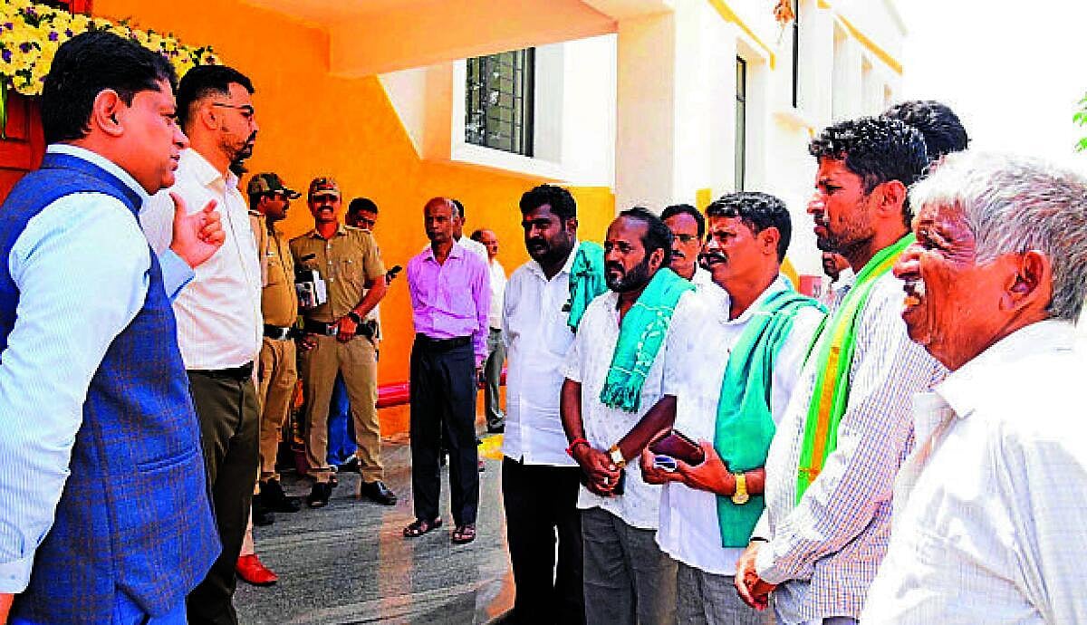 ಶಿಡ್ಲಘಟ್ಟದ 7 ಕೆರೆಗಳಿಗೆ ಎಚ್.ಎನ್. ವ್ಯಾಲಿ ನೀರು ಹರಿಸಲು ರೈತ ಸಂಘ ಒತ್ತಾಯ