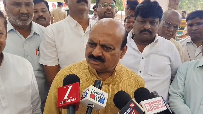 ಕೆಪಿಎಸ್‌ಸಿ ಹಗರಣದ ತನಿಖೆಯನ್ನು ಸಿಬಿಐಗೆ ವಹಿಸಲಿ: ಬೊಮ್ಮಾಯಿ