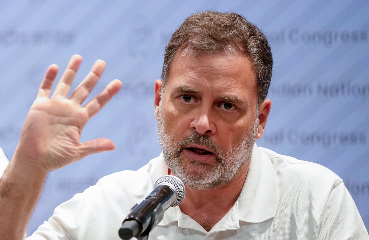 ವಿದ್ಯಾರ್ಥಿಗಳ ಧ್ವನಿ ಹತ್ತಿಕ್ಕುವ ’ವ್ಯವಸ್ಥೆ’: ರಾಹುಲ್‌ ಗಾಂಧಿ ಕಿಡಿ