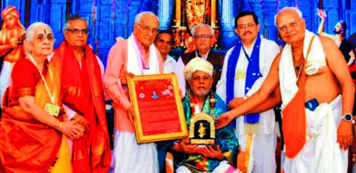 ದಾಸ ಸಾಹಿತ್ಯ ವಿಶ್ವದೆಲ್ಲೆಡೆ ಪಸರಿಸಲಿ: ಕುಲಪತಿ ಬಿ.ವಿ.ಕೆ.ಶಾಸ್ತ್ರಿ
