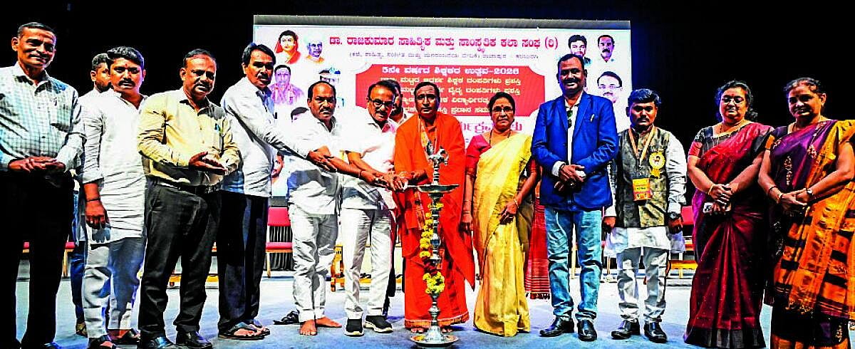 ಗಾರ್ಗಿ, ಮೈತ್ರೇಯಿ ದೇಶದ ಮೊದಲ ಶಿಕ್ಷಕಿಯರು: ಪ್ರಾಧ್ಯಾಪಕಿ ನಿರ್ಮಲಾ ಅಭಿಮತ