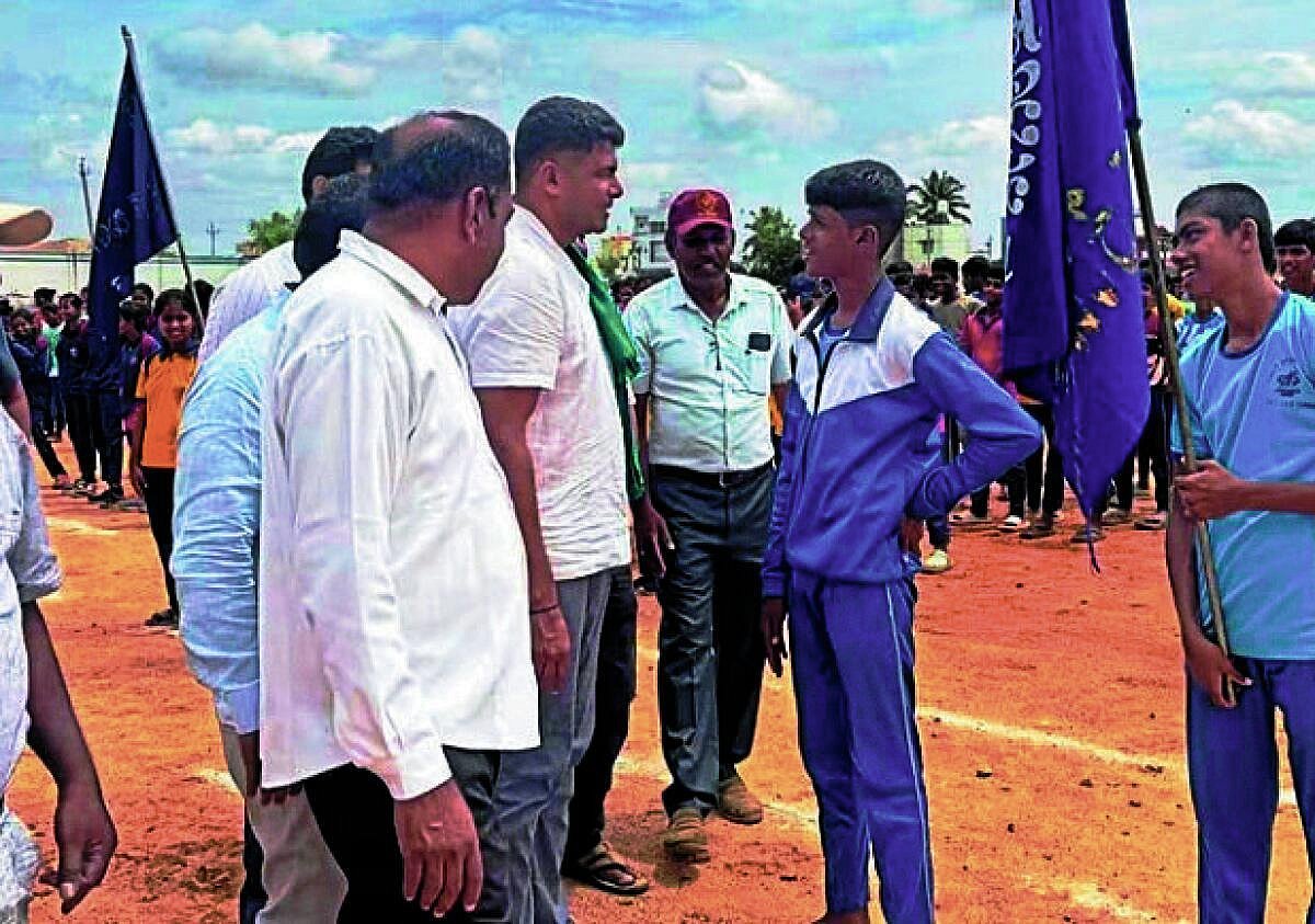 ದೈಹಿಕ, ಮಾನಸಿಕ ಸದೃಢತೆಗೆ ಕ್ರೀಡೆ ಅಗತ್ಯ: ಶಾಸಕ ದರ್ಶನ್‌