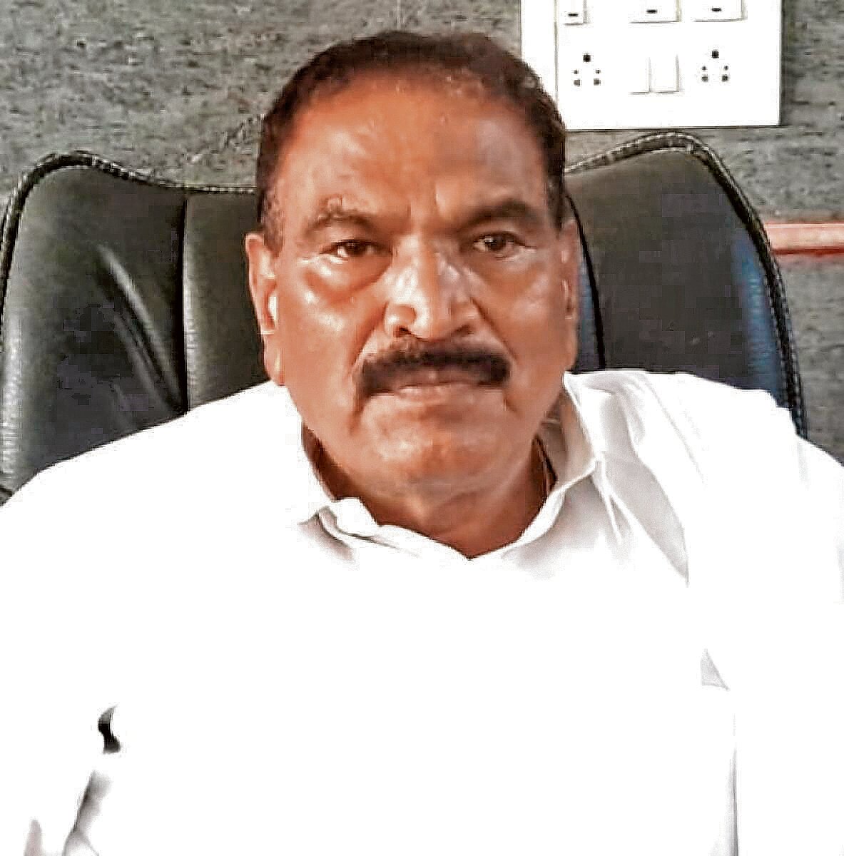 ಸನ್ಮಾನ್ಯ ಕೆ. ಎಂ. ಶಿವಲಿಂಗೇಗೌಡ: 'ಗೌರವ ಎಂದರೆ ಲಂಚ ಕೊಡಿ ಎಂಬರ್ಥವಲ್ಲ'