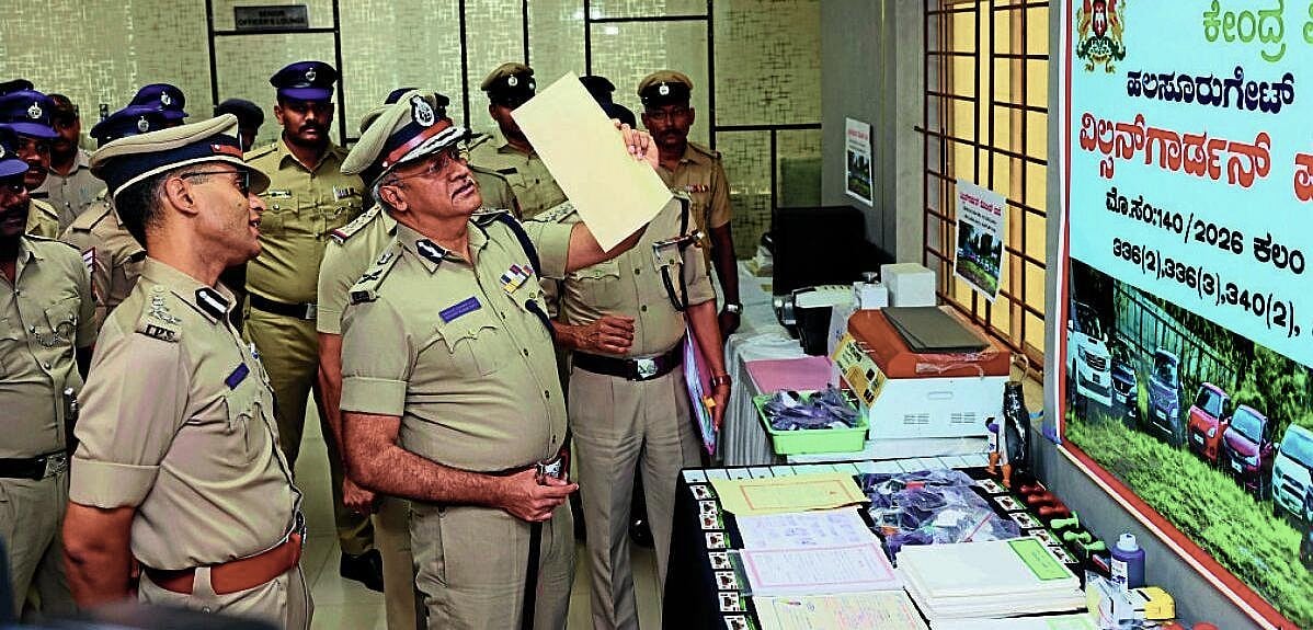 ಬೆಂಗಳೂರಿನಲ್ಲಿ ನಕಲಿ ದಾಖಲೆ ಸೃಷ್ಟಿಸುವ ಜಾಲ ಪತ್ತೆ, ಮೂವರು ಬಂಧನ