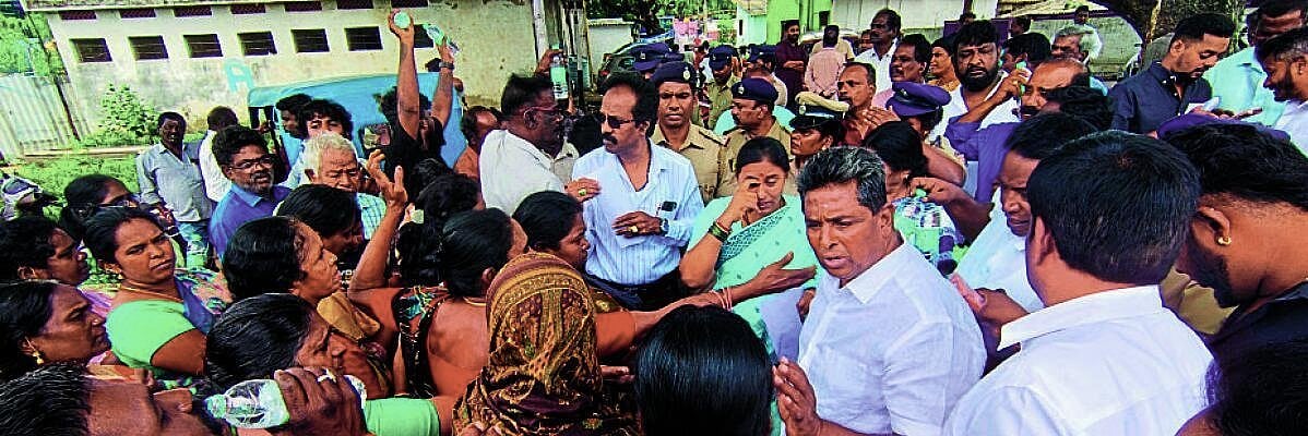 ಕೆಜಿಎಫ್‌: ಮನೆ ಕಳೆದುಕೊಂಡವರಿಗೆ ಪರಿಹಾರ ನೀಡಲು ಬದ್ಧ