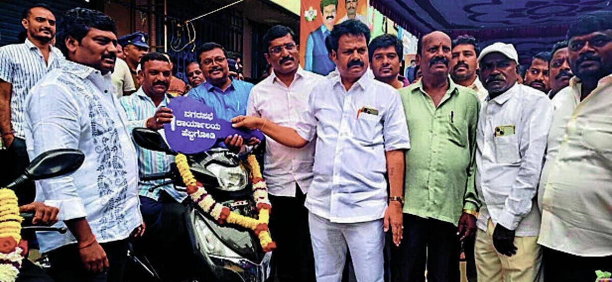 Hebbagodi City Council distributes welfare benefits worth ₹86.19 lakh