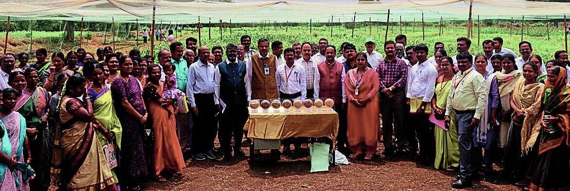 ಕೃಷಿ ವಿಜ್ಞಾನಿಗಳೊಂದಿಗೆ ರೈತರು ಸಂಪರ್ಕದಲ್ಲಿರಿ: ಕುಲಪತಿ ಎಂ.ವಿ. ಧನಂಜಯ ಸಲಹೆ