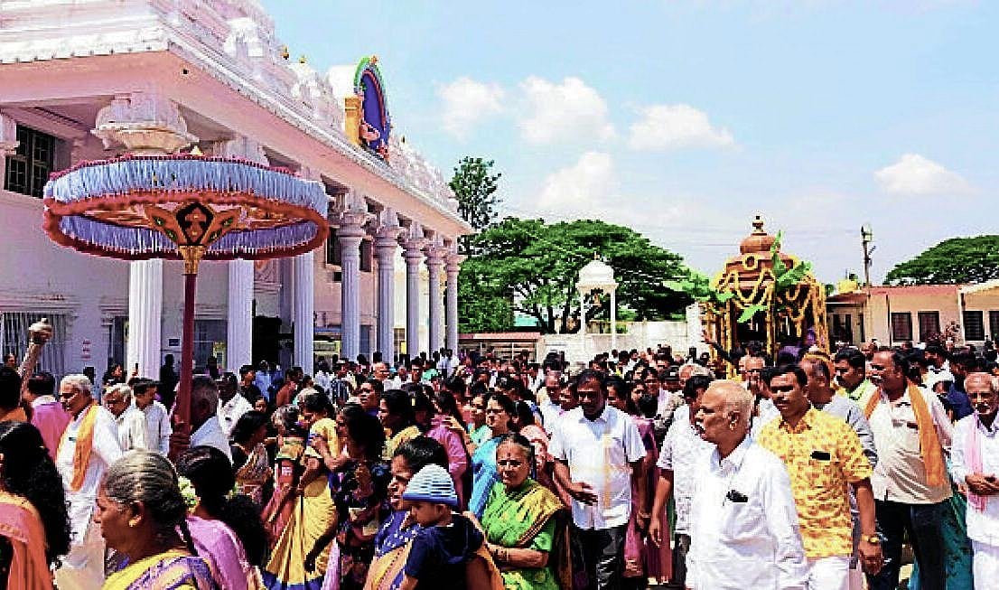 ಶ್ರದ್ಧಾಭಕ್ತಿಯಿಂದ ನೆರವೇರಿದ ಕೈವಾರ ತಾತಯ್ಯ ಮಠದ ರಥೋತ್ಸವ