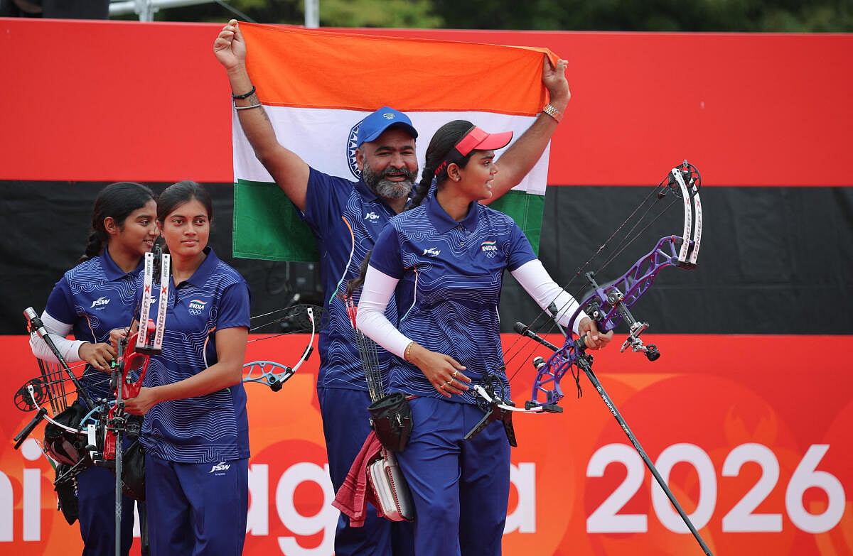 Asian Games: ‘ಚಿನ್ನ’ ಗೆದ್ದ ಮಹಿಳೆಯರ ಕಾಂಪೌಂಡ್ ಅರ್ಚರಿ ತಂಡ